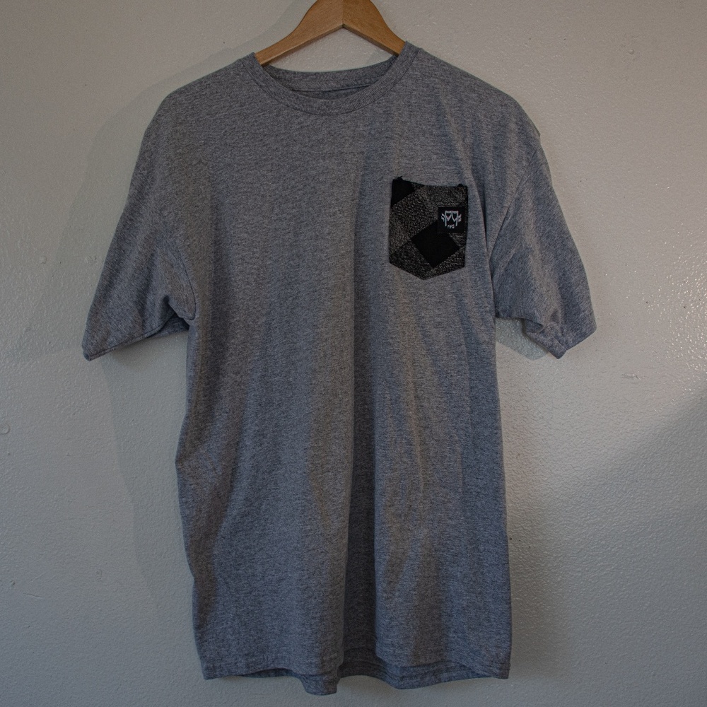 Pick Pocket pocket tee